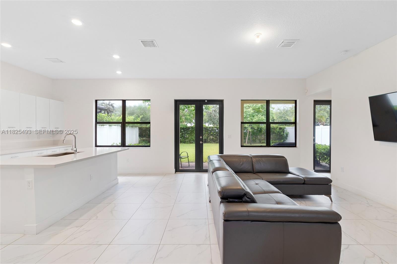 4349 Southwest 173rd Avenue Miramar, FL 33029 - Photo 18 of 63