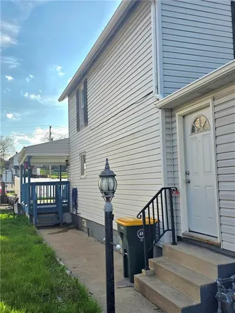 $90,000 | 429 Somers Street, Pricedale, PA 15072