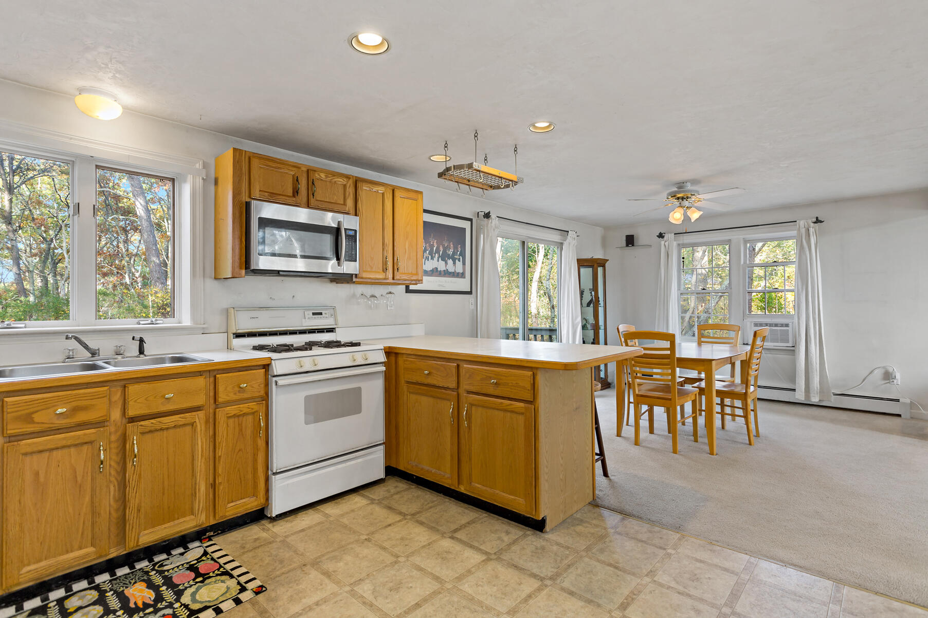 23 Lakeview Drive Mashpee, MA 02649 - Photo 11 of 32 014_23Lakeview_102824
