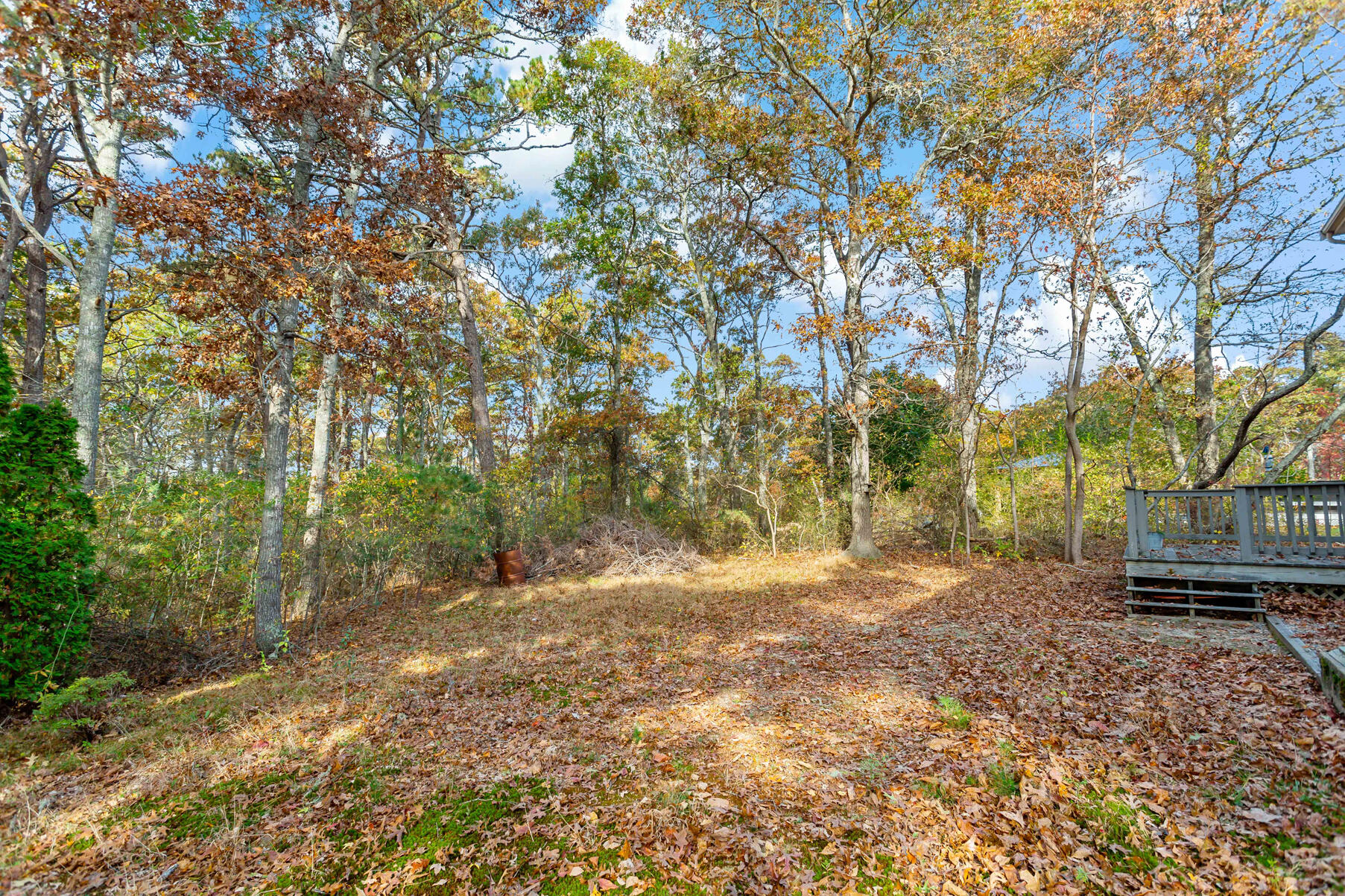 23 Lakeview Drive Mashpee, MA 02649 - Photo 27 of 32 030_23Lakeview_102824