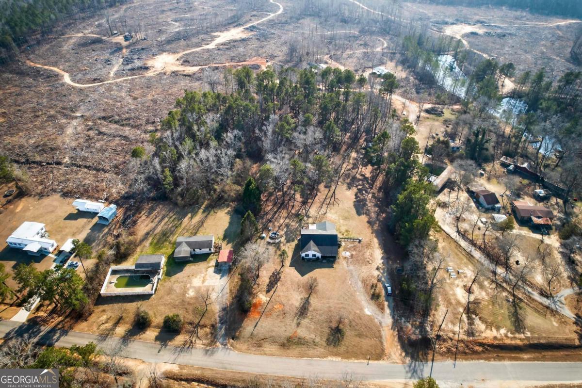 243 Minor Road Northeast Milledgeville, GA 31061 - Photo 4 of 25