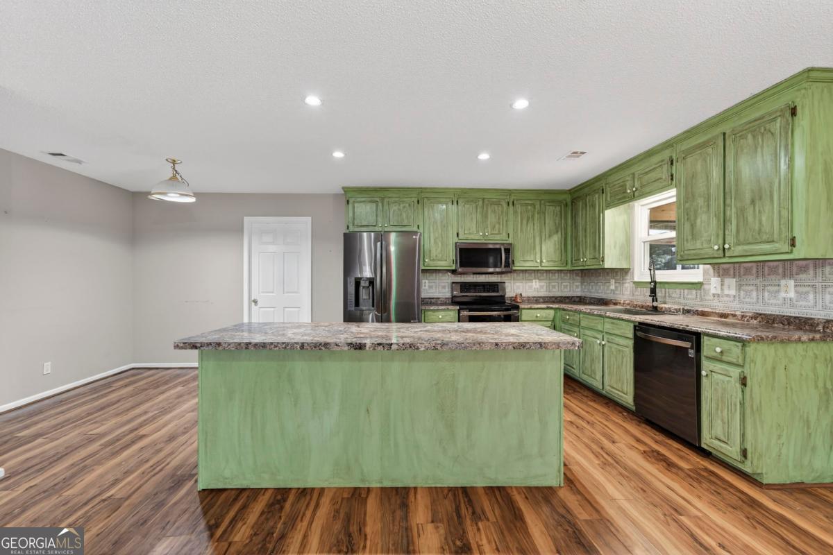 243 Minor Road Northeast Milledgeville, GA 31061 - Photo 10 of 25