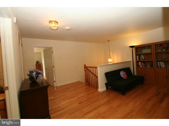 73 Warwick Road West Windsor, NJ 08550 - Photo 16 of 25 Loft