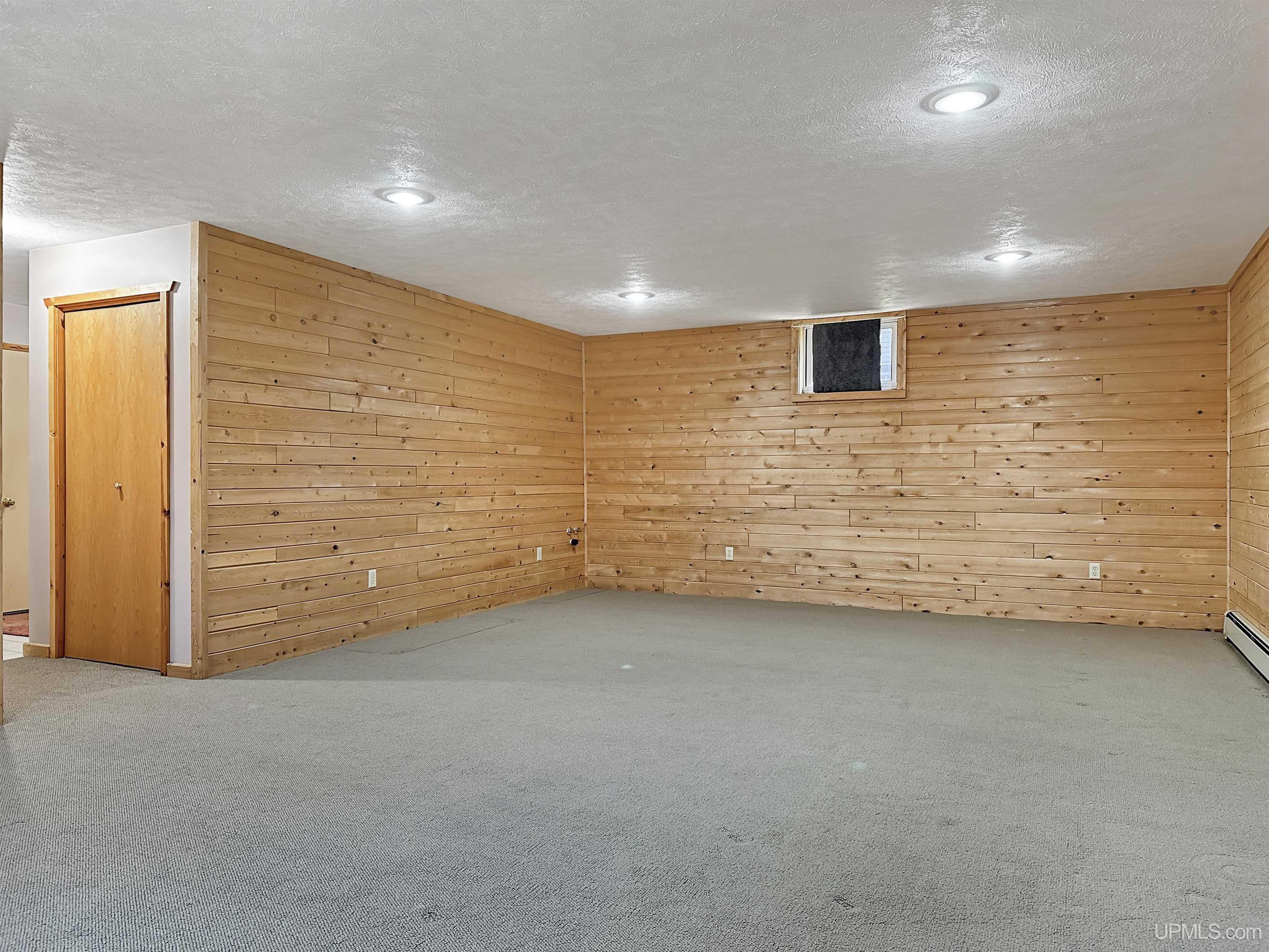 7730 Tipperary Road Gladstone, MI 49837 - Photo 16 of 29 Gallery Image 16