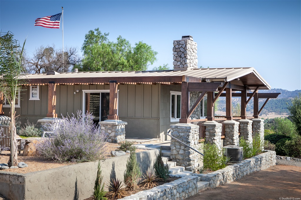 14956 Fruitvale Road Valley Center, CA 92082 - Photo 19 of 25 Enjoy valley views inside and out.