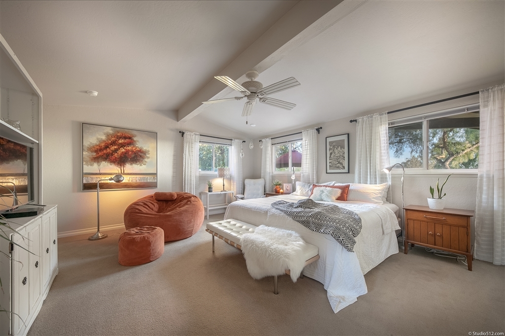 14956 Fruitvale Road Valley Center, CA 92082 - Photo 8 of 25 One of two Master Suites, filled with natural light.