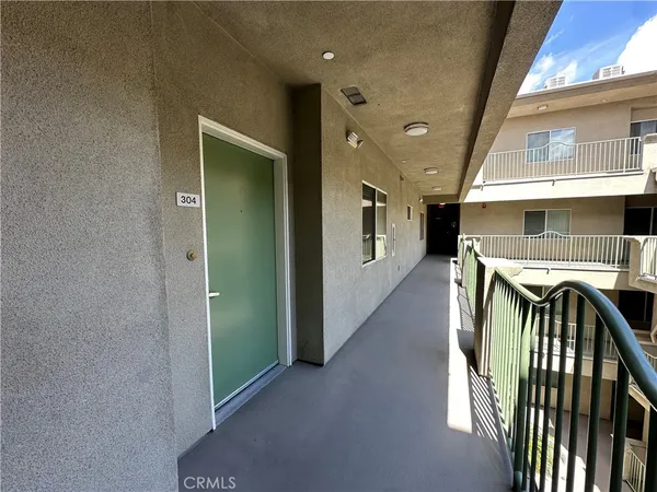 $479,000 | 7551 Jordan Canoga Park, Unit 304, Canoga Park, CA 91303
