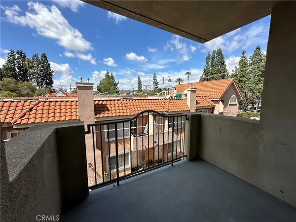 $479,000 | 7551 Jordan Canoga Park, Unit 304, Canoga Park, CA 91303