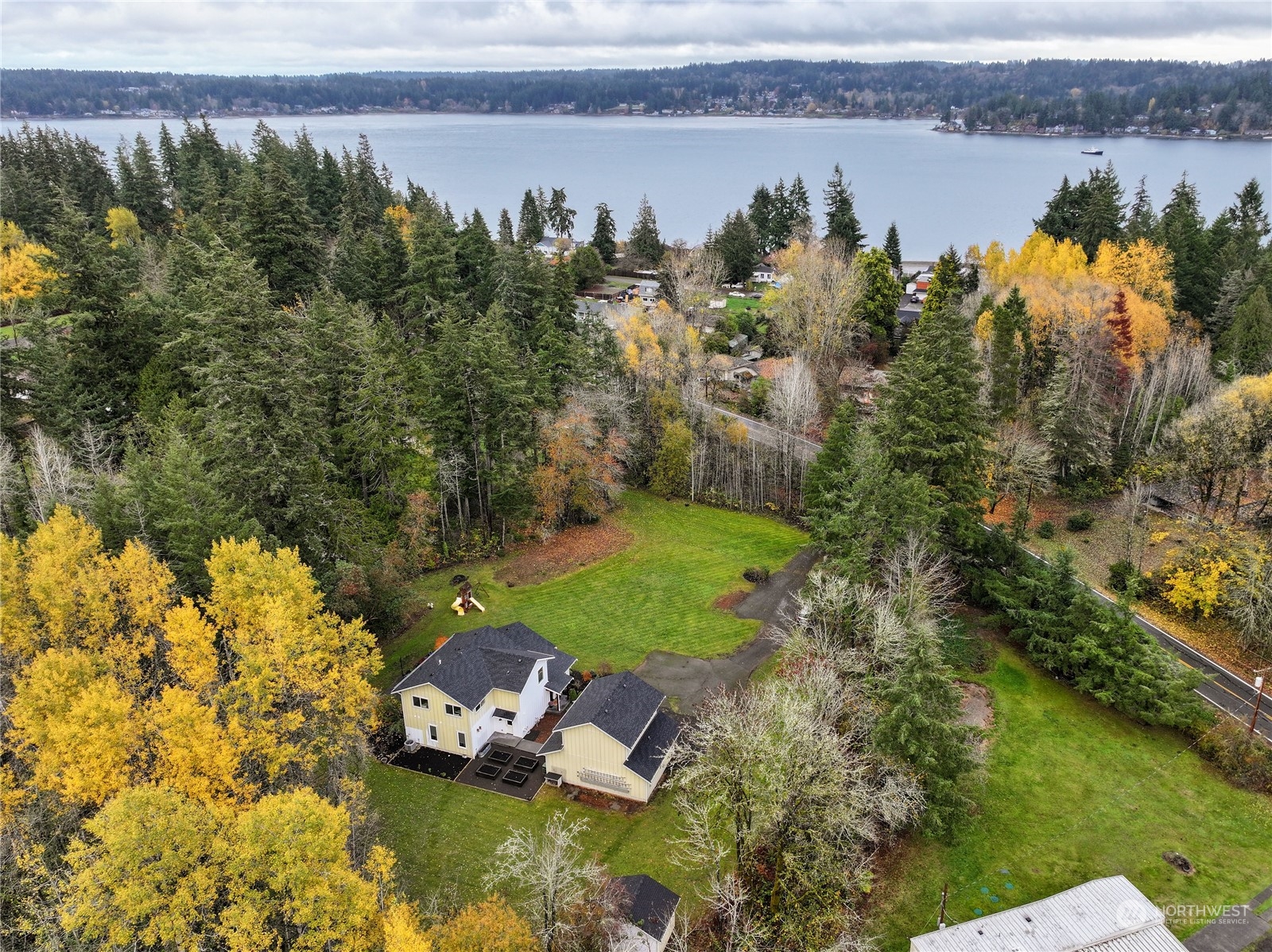 3404 Erlands Point Road Northwest Bremerton, WA 98312 - Photo 36 of 39 Gallery Image 36