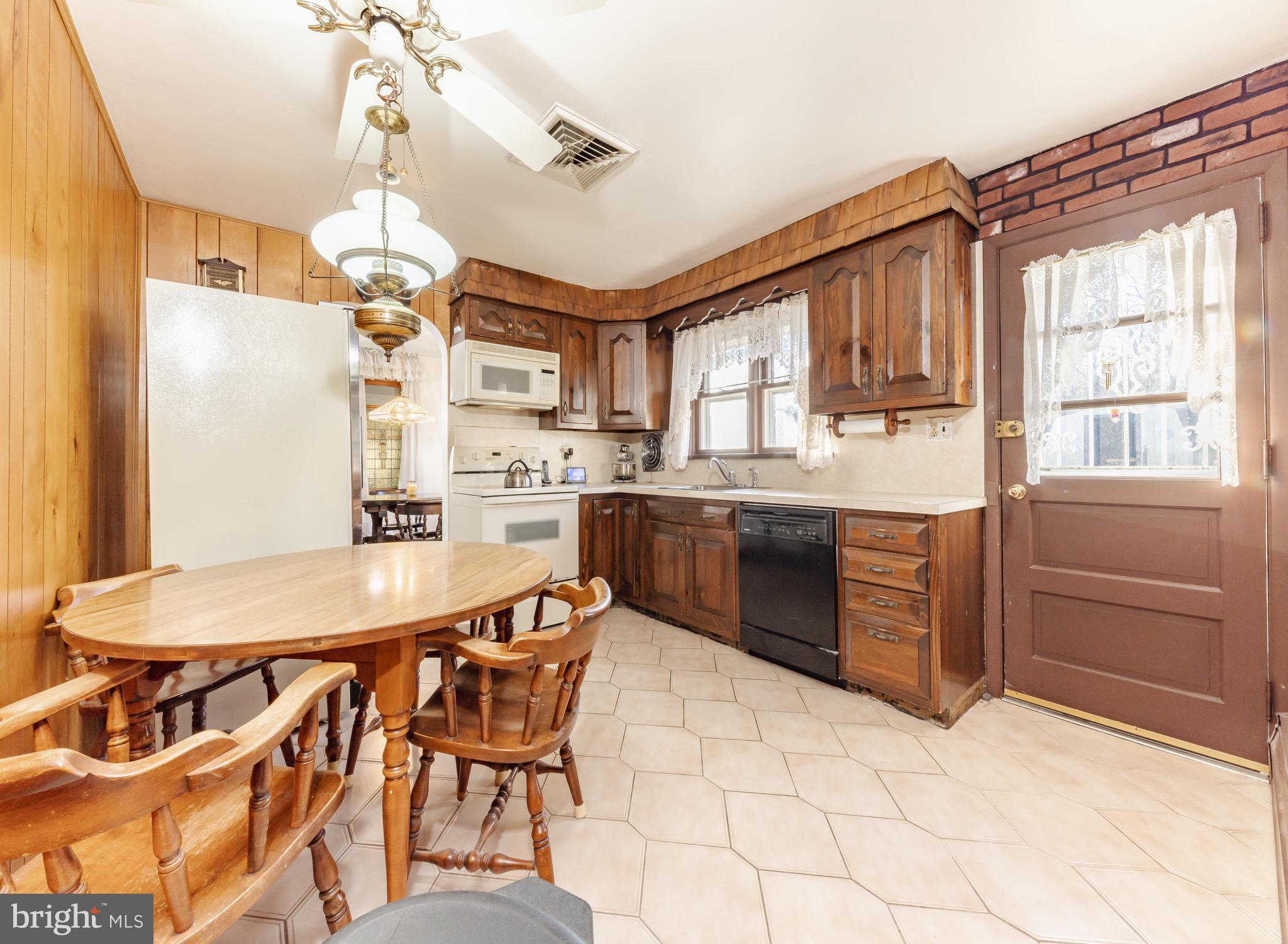 1730 Almonesson Road Woodbury, NJ 08096 - Photo 5 of 25