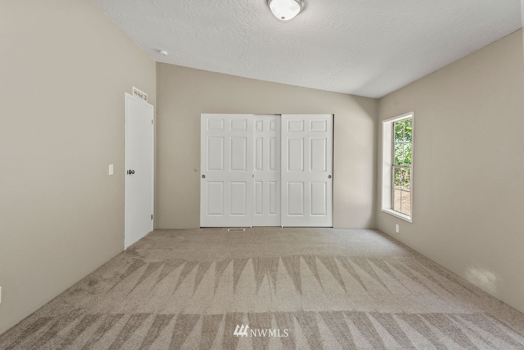 815 Si Town Road Castle Rock, WA 98611 - Photo 12 of 23 Gallery Image 12