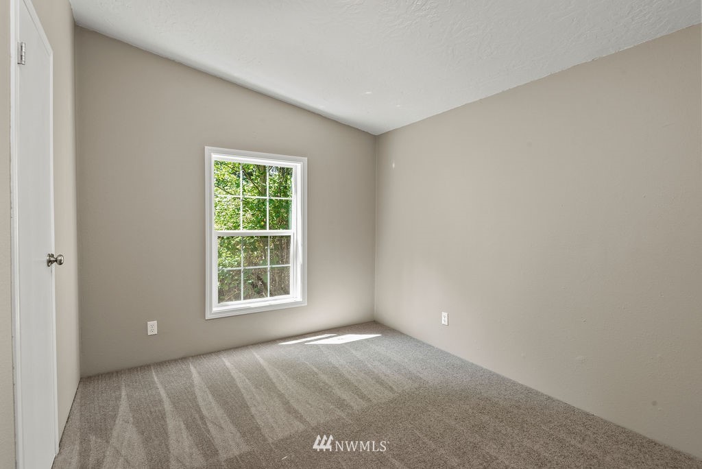 815 Si Town Road Castle Rock, WA 98611 - Photo 15 of 23 Gallery Image 15