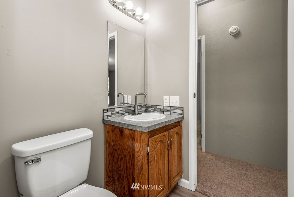 815 Si Town Road Castle Rock, WA 98611 - Photo 17 of 23 Gallery Image 17