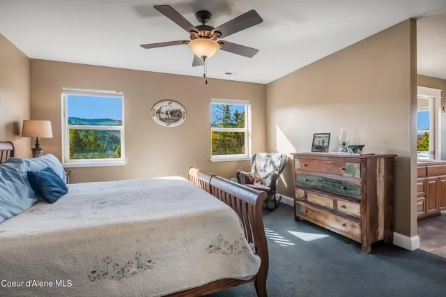 $1,214,000 | 833 Drummond Peak Road, Pinehurst, ID 83850