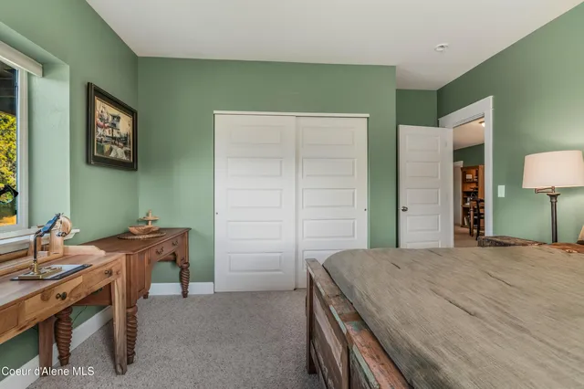 $1,214,000 | 833 Drummond Peak Road, Pinehurst, ID 83850