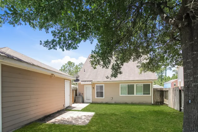 $1,885 | 419 Laurel Sage Drive, Houston, TX 77339