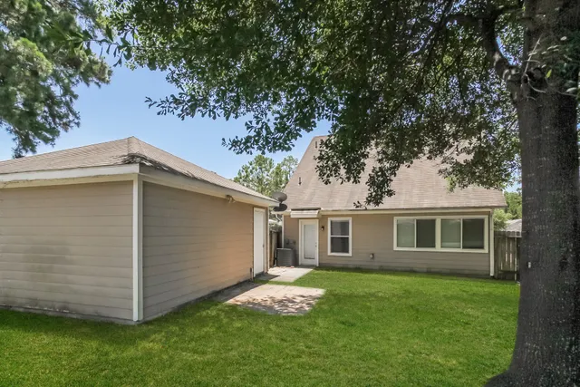 $1,885 | 419 Laurel Sage Drive, Houston, TX 77339