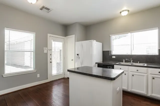 $1,885 | 419 Laurel Sage Drive, Houston, TX 77339