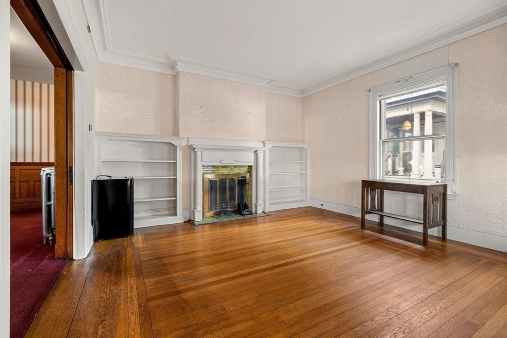 28 Winslow Road Brookline, MA 02446 - Photo 7 of 22