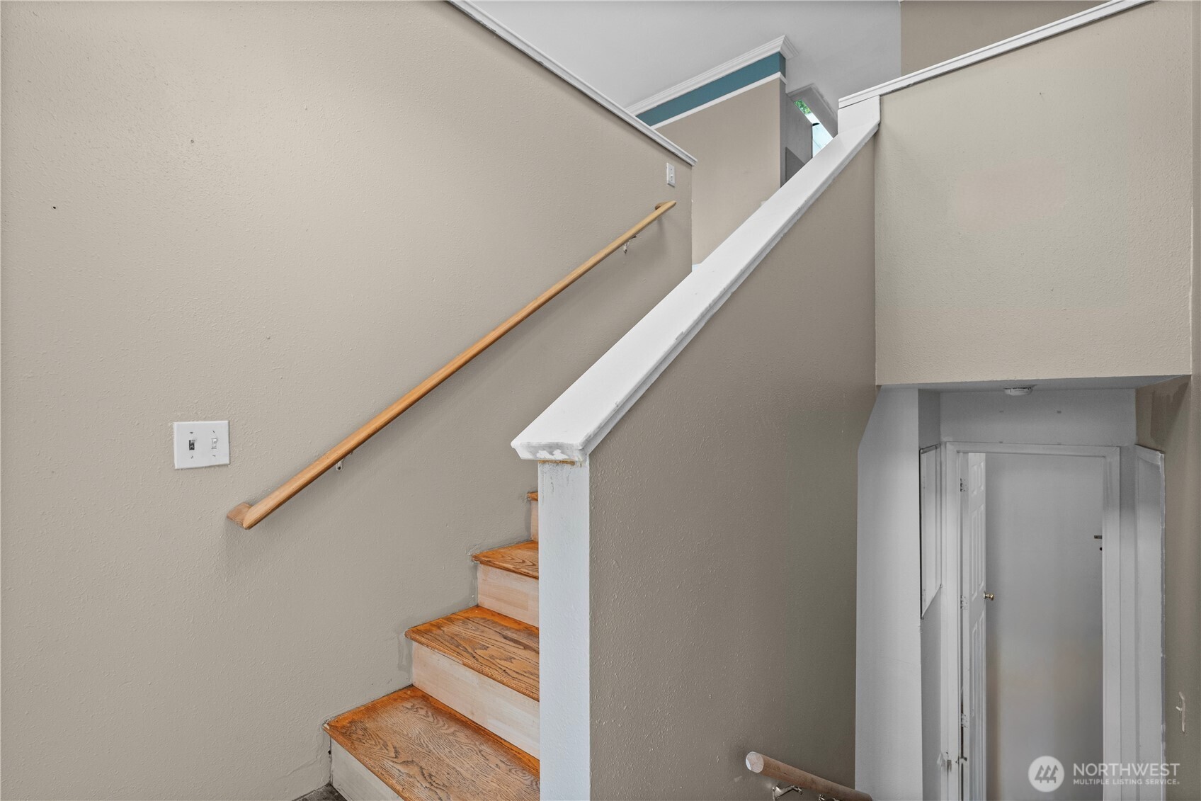 5039 31st Avenue South Seattle, WA 98108 - Photo 2 of 25 a view of entryway