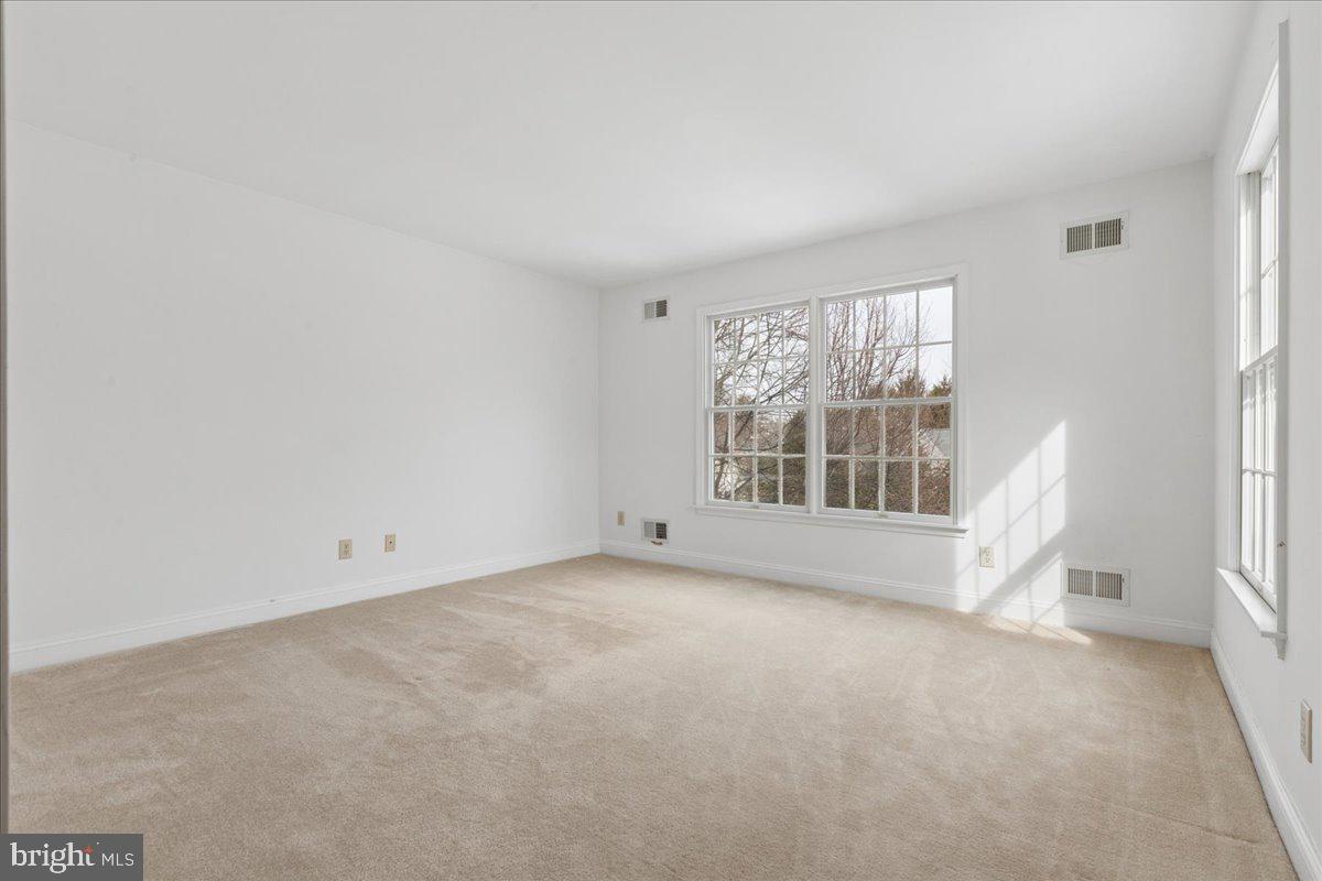 45 Hedge Row Road Princeton, NJ 08540 - Photo 25 of 29 Gallery Image 25
