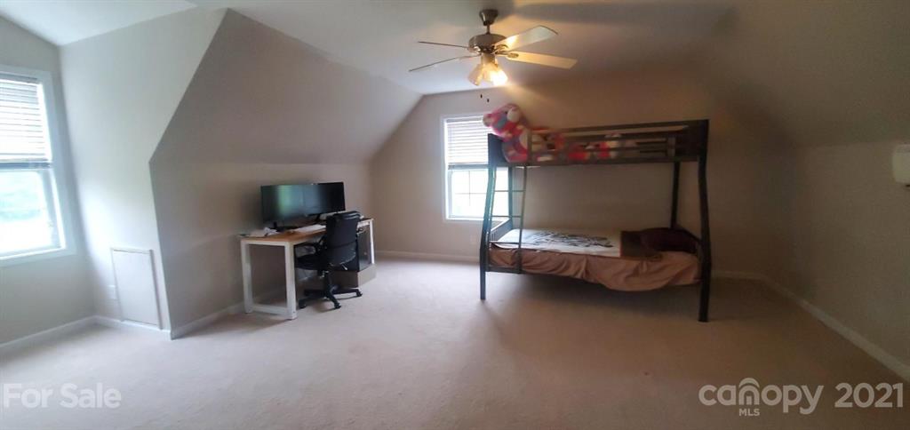 1945 Rhyne Road Dallas, NC 28034 - Photo 18 of 36 Gallery Image 18