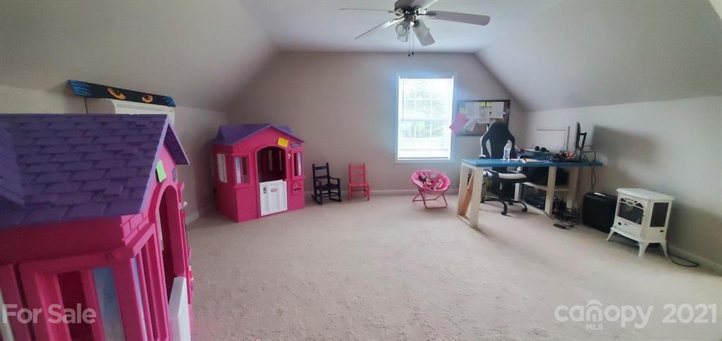 1945 Rhyne Road Dallas, NC 28034 - Photo 20 of 36 Gallery Image 20
