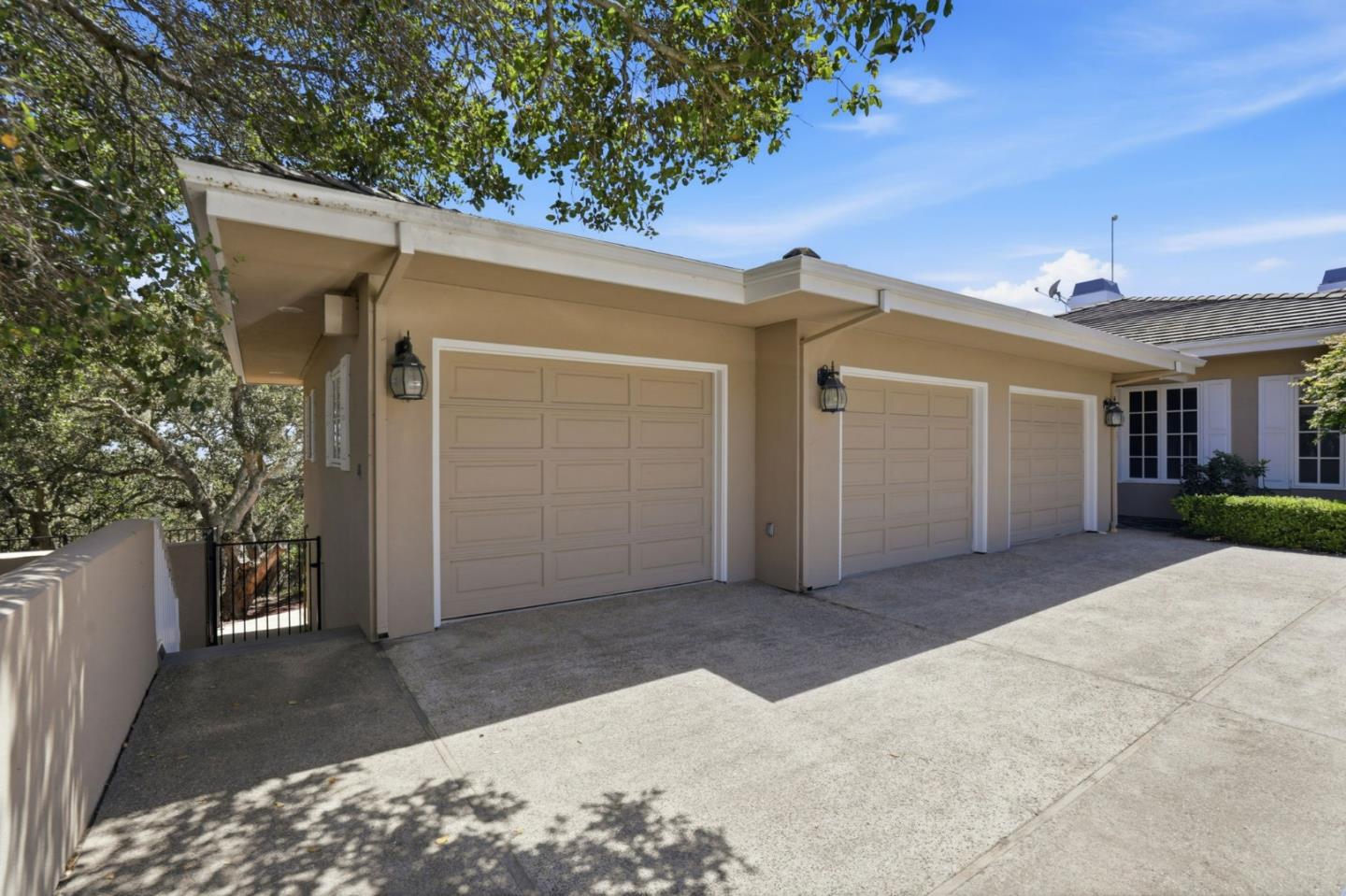 11142 Saddle Road Monterey, CA 93940 - Photo 4 of 79