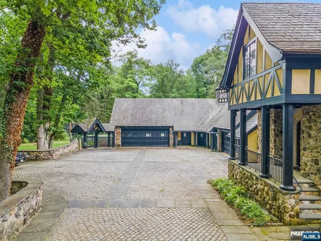 a view of a house with a patio