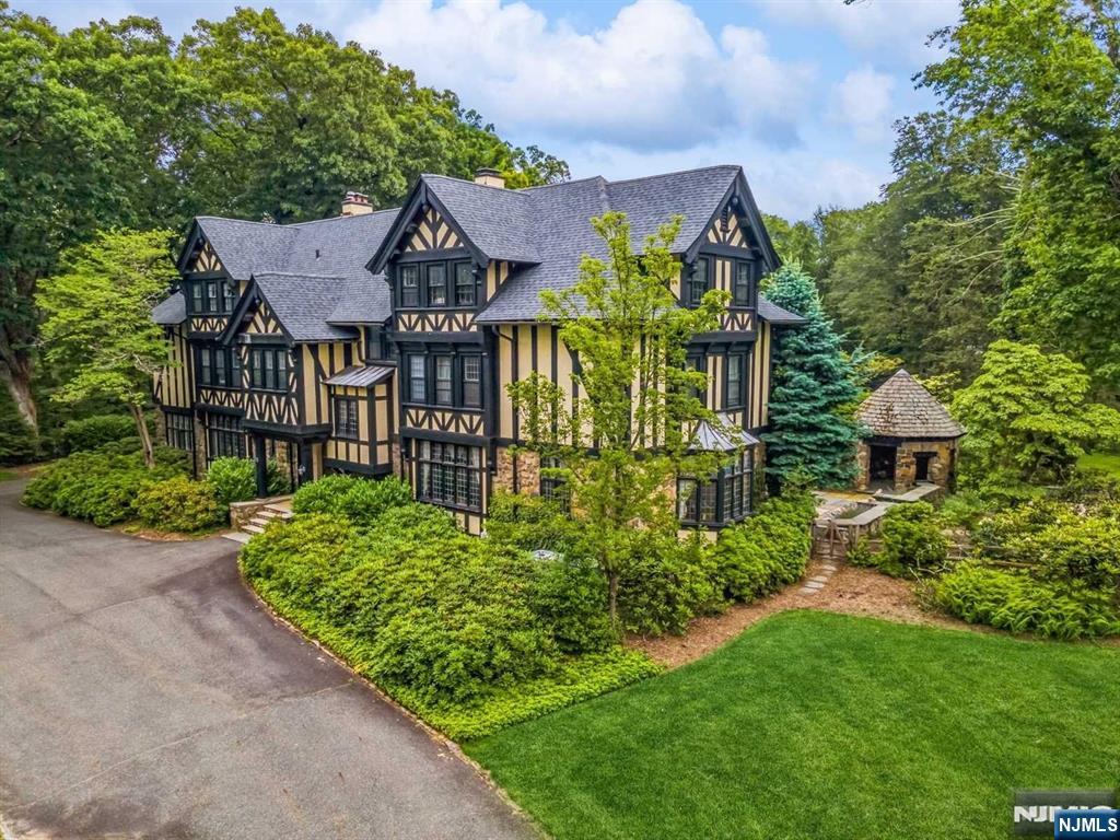 131 Rensselaer Road Essex Fells, NJ 07021 - Photo 3 of 48 an aerial view of a house