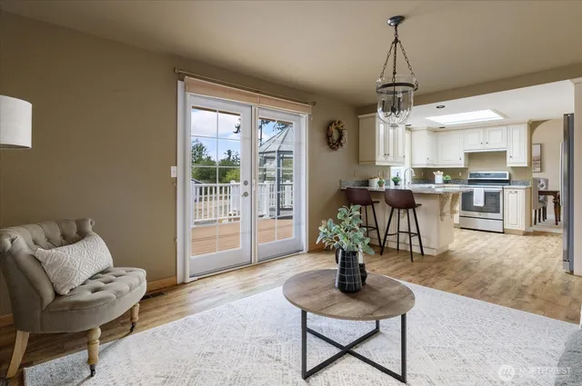 $775,000 | 1856 North Boon Road, Oak Harbor, WA 98277