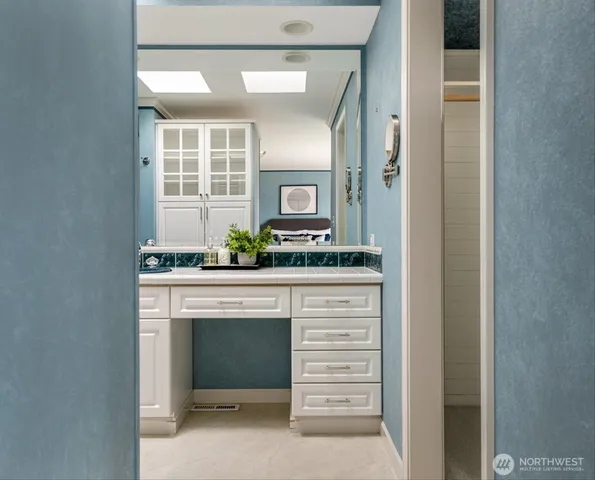 $775,000 | 1856 North Boon Road, Oak Harbor, WA 98277