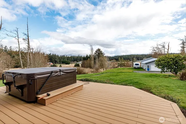 $775,000 | 1856 North Boon Road, Oak Harbor, WA 98277