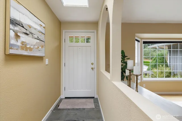 $775,000 | 1856 North Boon Road, Oak Harbor, WA 98277