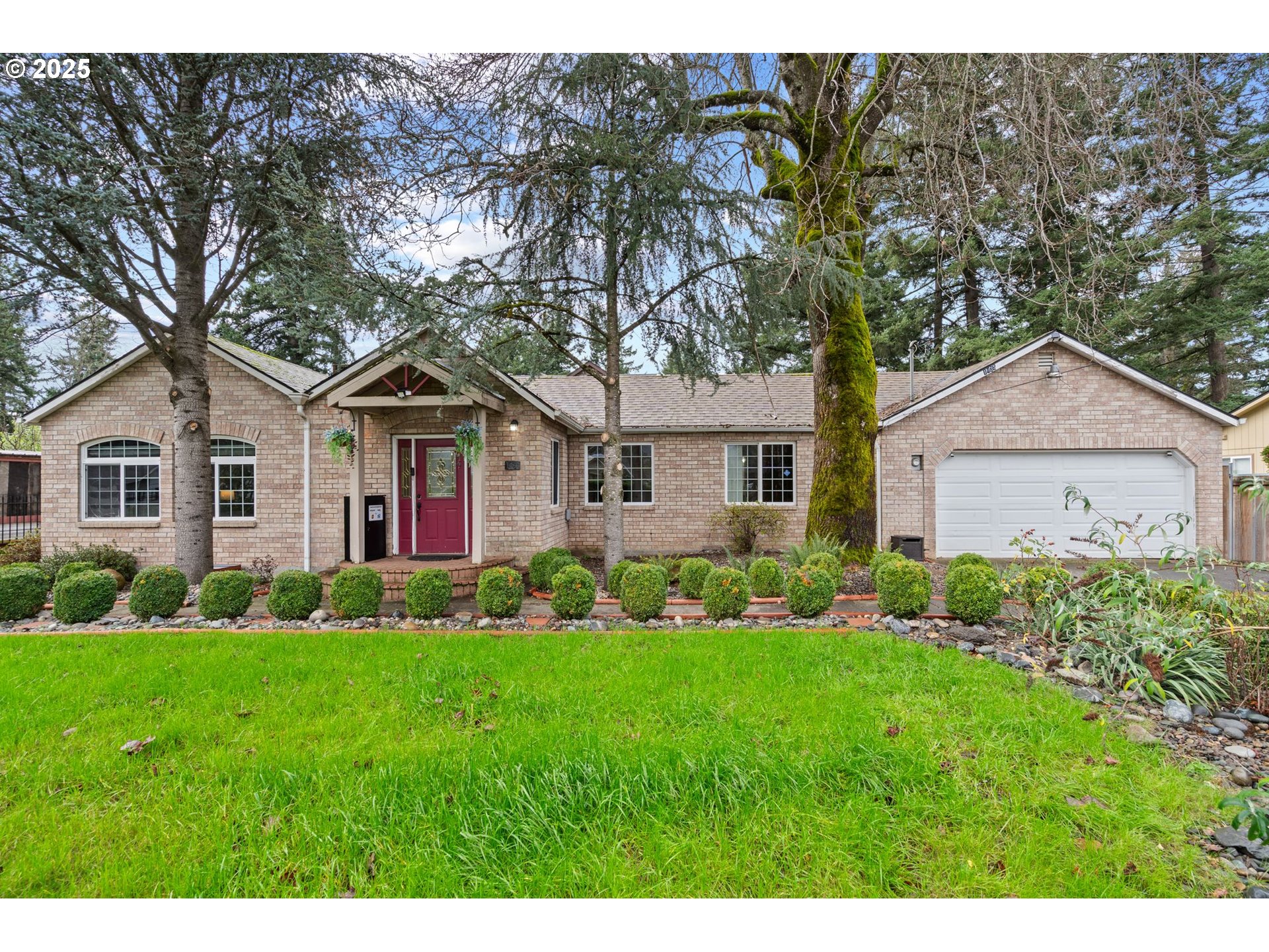 1435 Southeast 148th Avenue Portland, OR 97233 - Photo 1 of 48