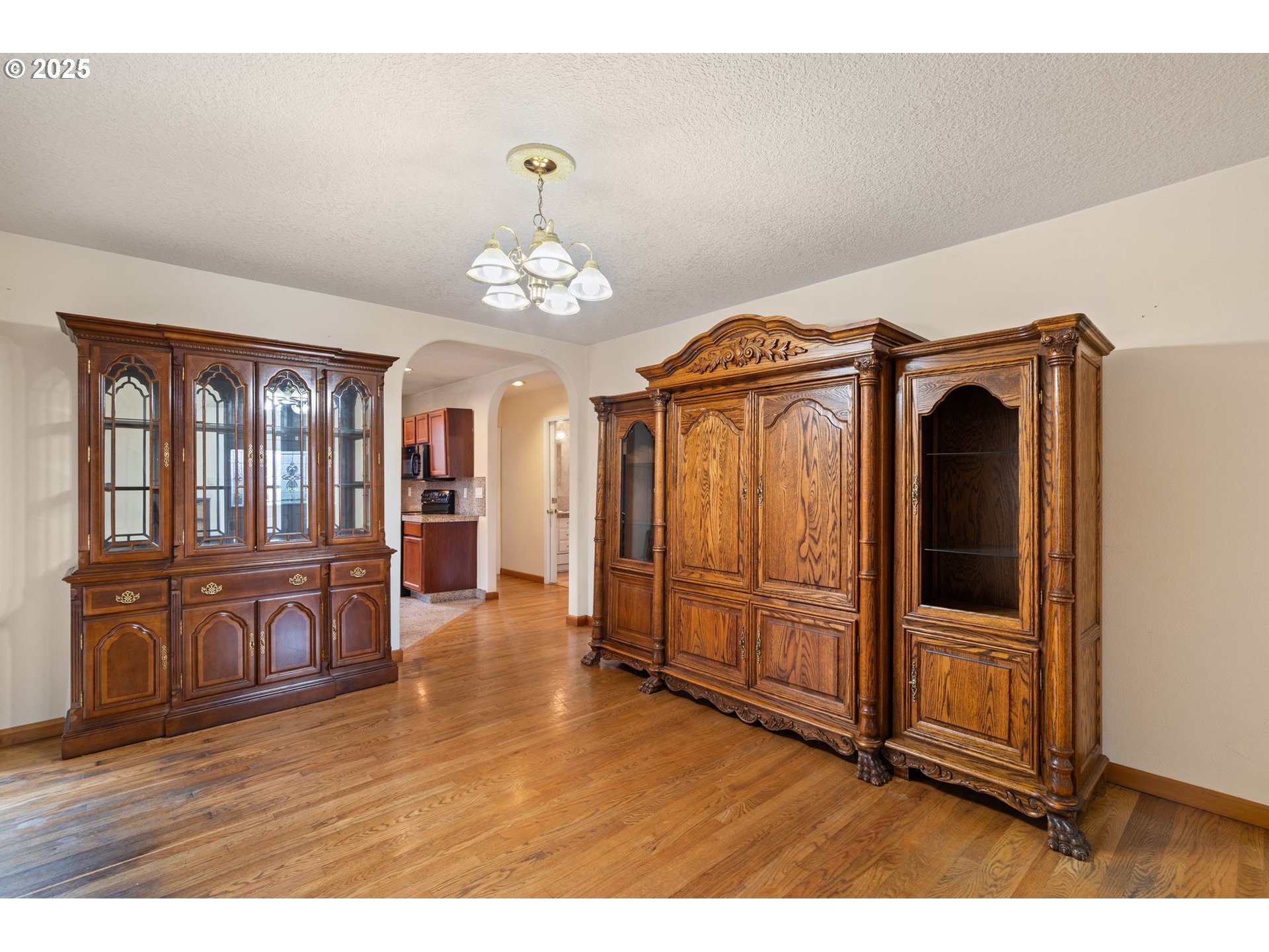 1435 Southeast 148th Avenue Portland, OR 97233 - Photo 12 of 48