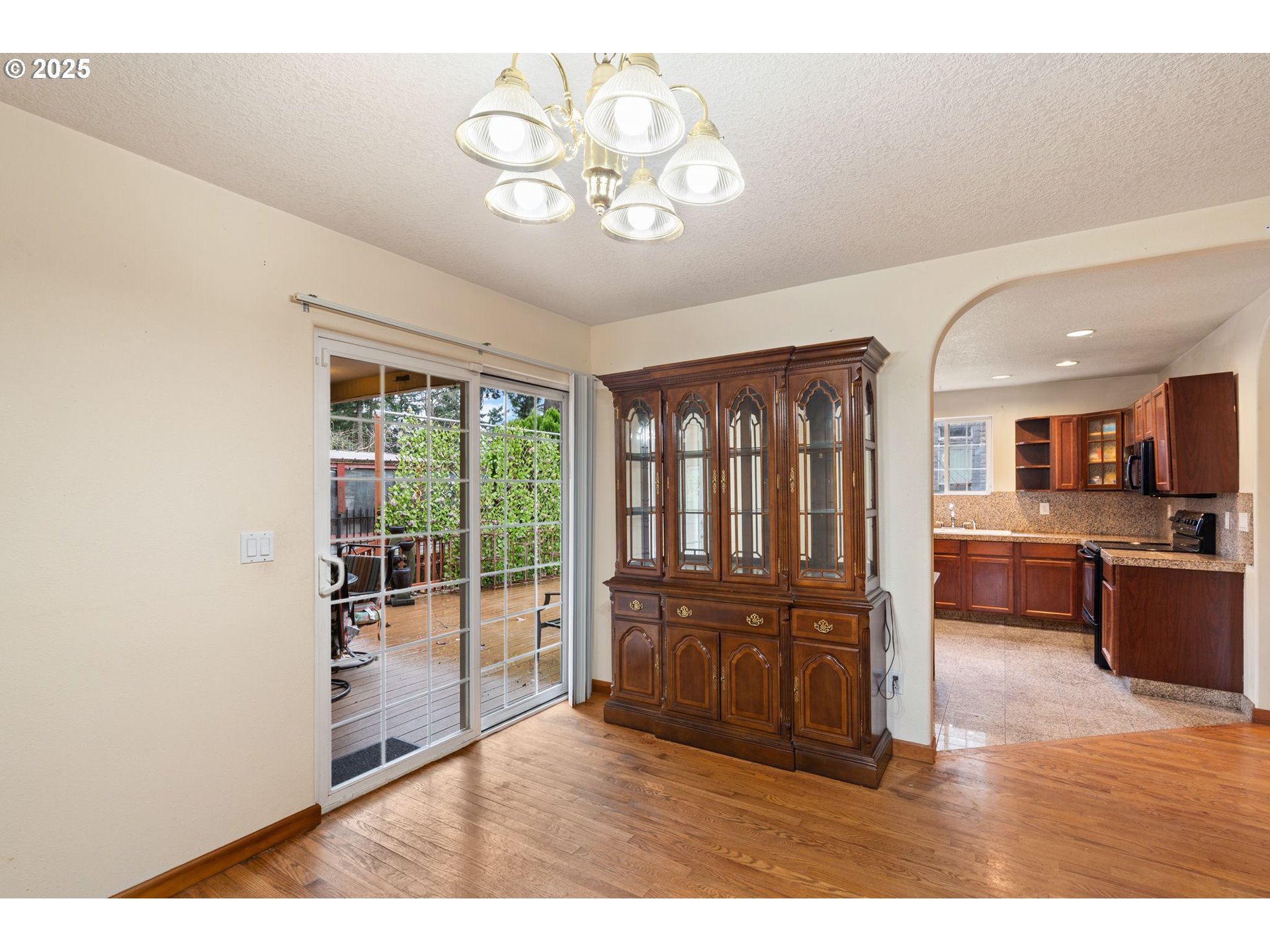 1435 Southeast 148th Avenue Portland, OR 97233 - Photo 13 of 48