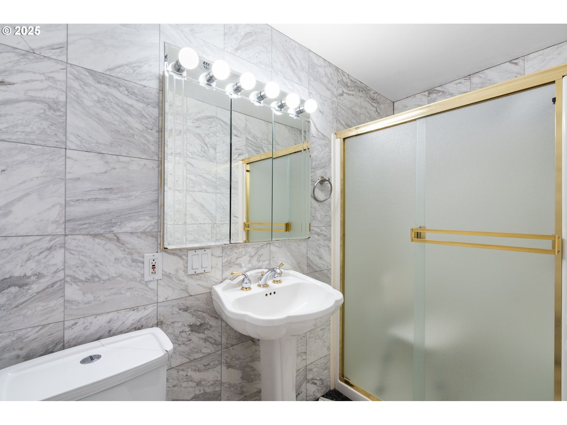 1435 Southeast 148th Avenue Portland, OR 97233 - Photo 30 of 48