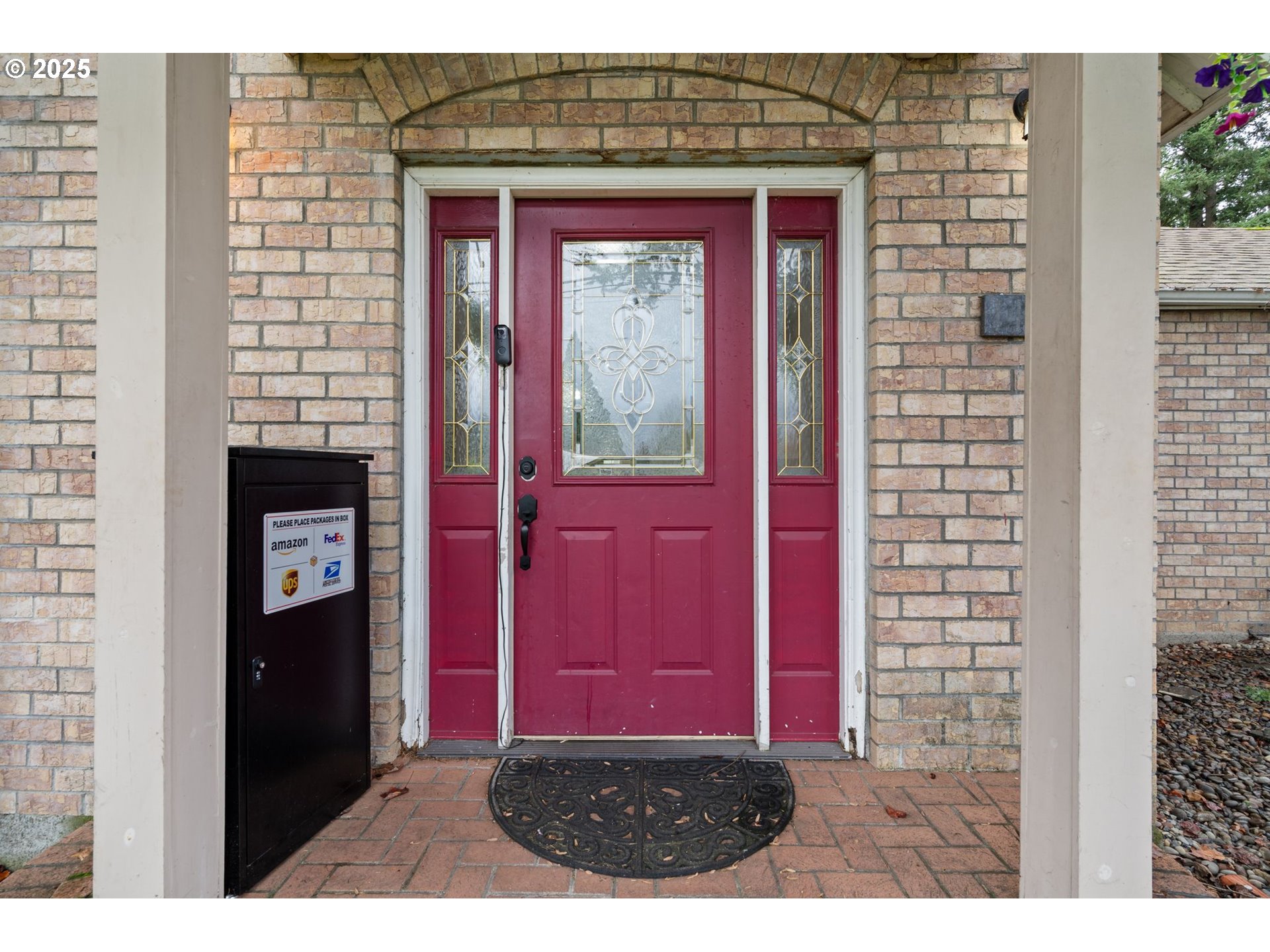 1435 Southeast 148th Avenue Portland, OR 97233 - Photo 3 of 48