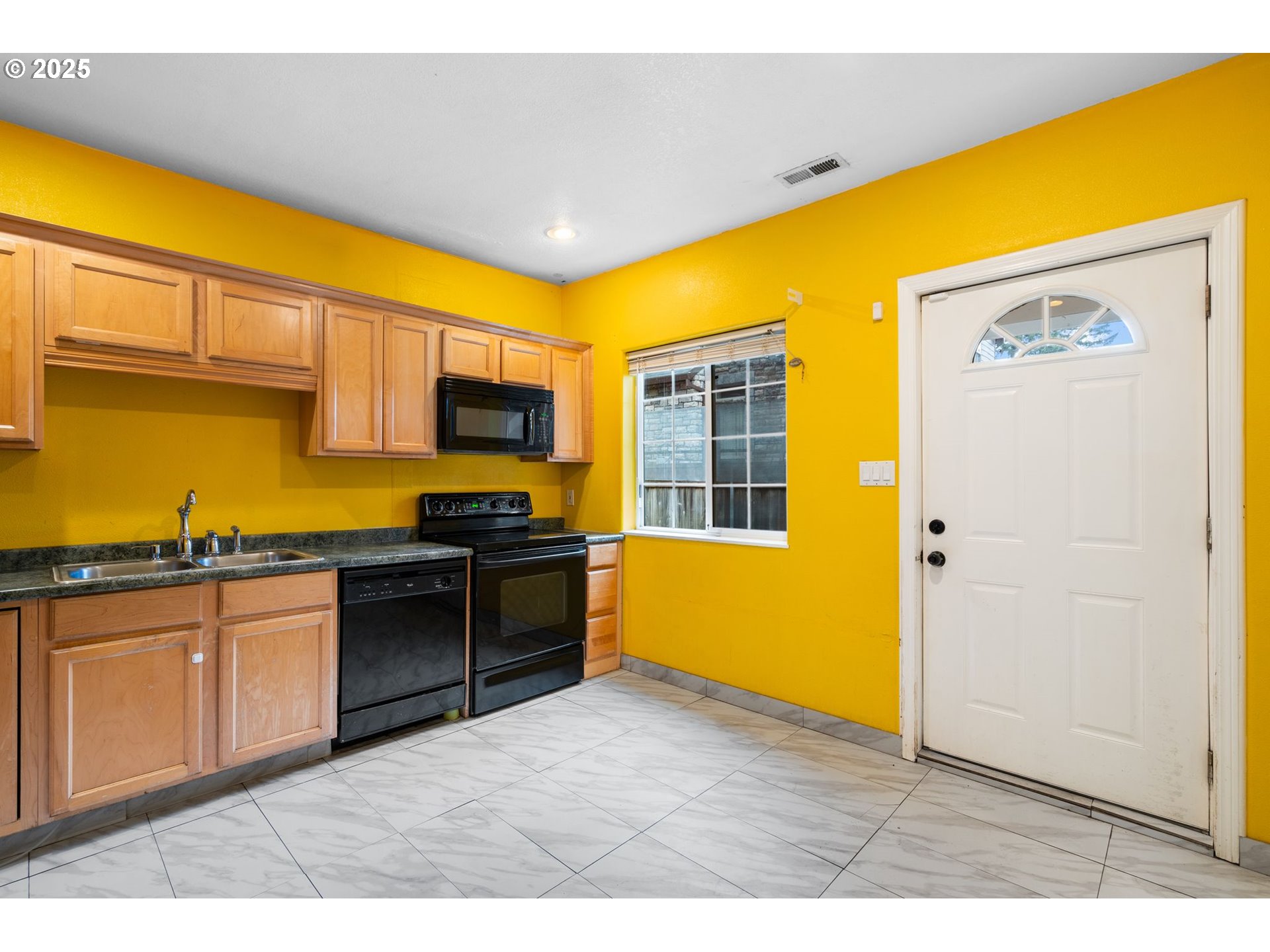 1435 Southeast 148th Avenue Portland, OR 97233 - Photo 32 of 48