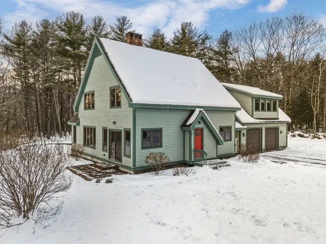 $925,000 | 227 Benson Road, Manchester, ME 04351