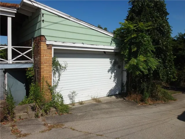 $28,000 | 223-226 Walnut Street, Brownsville, PA 15417