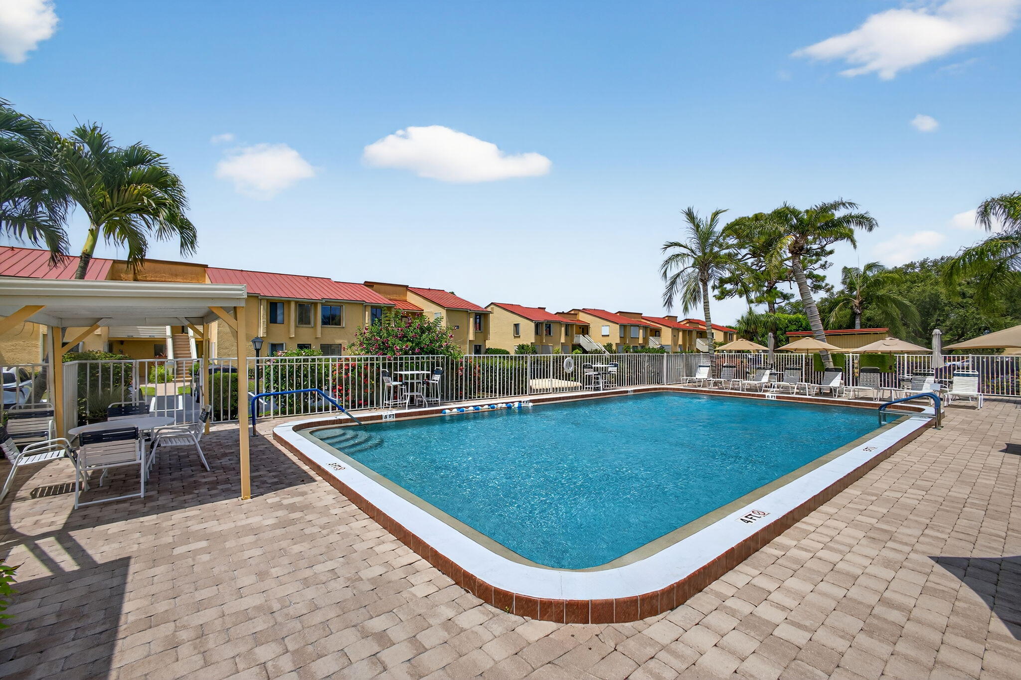 5335 Southeast Miles Grant Road, Unit 102 Stuart, FL 34997 - Photo 34 of 38 46-web-or-mls-5D1A9388