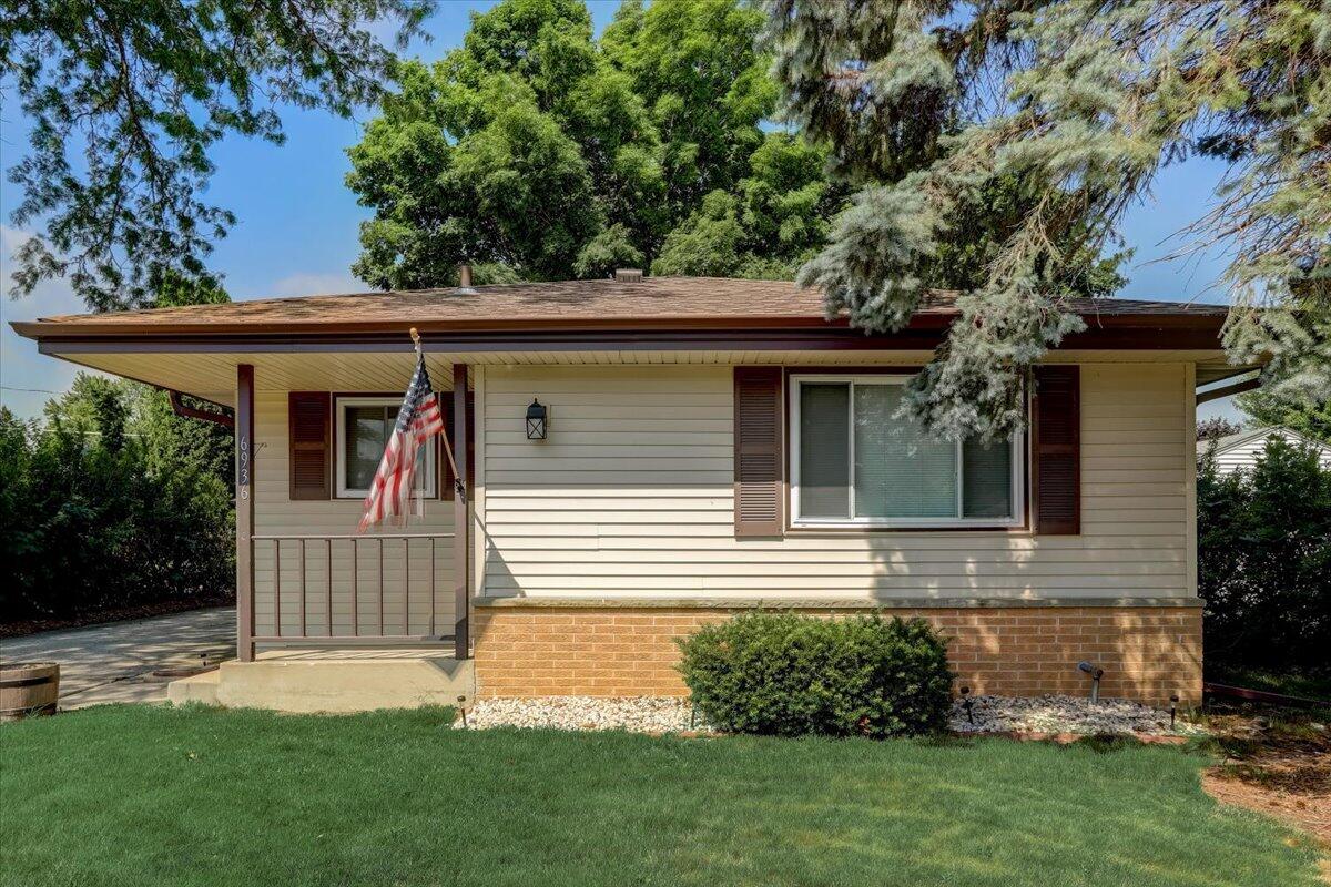 6936 Revere Road Caledonia, WI 53402 - Photo 1 of 1 Front Of Home