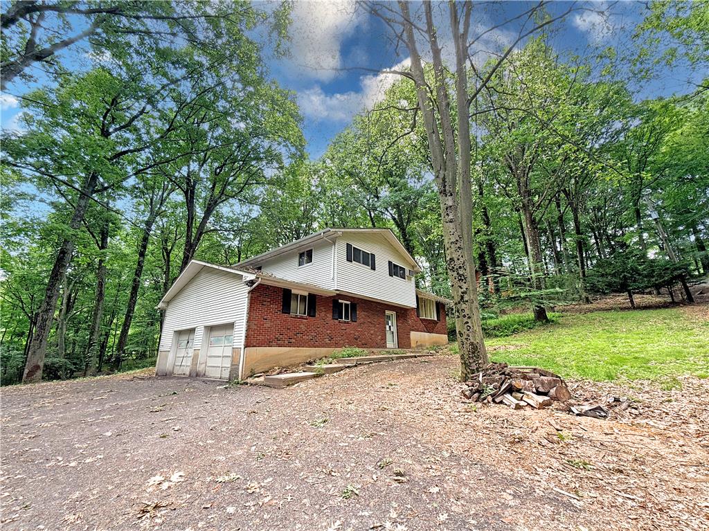 700 View Drive Walnutport, PA 18088 - Photo 4 of 70