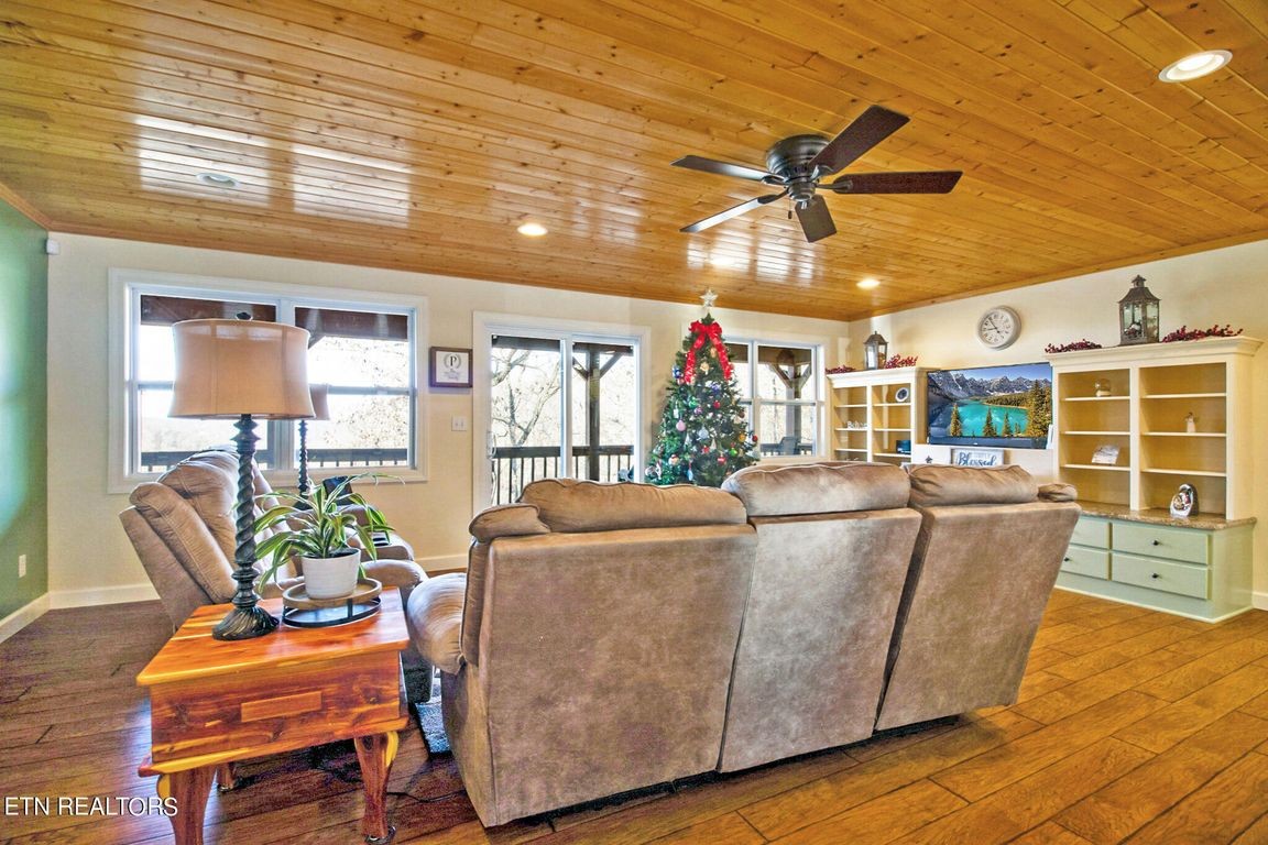 1375 Back Bone Road Sparta, TN 38583 - Photo 11 of 52 a living room with furniture and a large window
