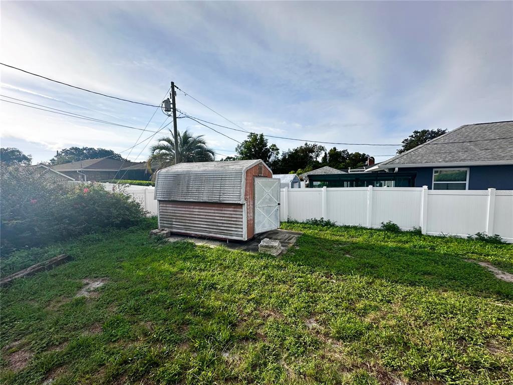 947 North Atmore Circle Deltona, FL 32725 - Photo 24 of 28