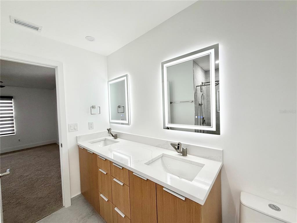 947 North Atmore Circle Deltona, FL 32725 - Photo 5 of 28