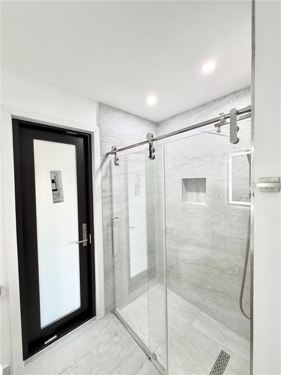 947 North Atmore Circle Deltona, FL 32725 - Photo 7 of 28