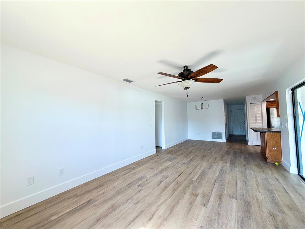 947 North Atmore Circle Deltona, FL 32725 - Photo 9 of 28